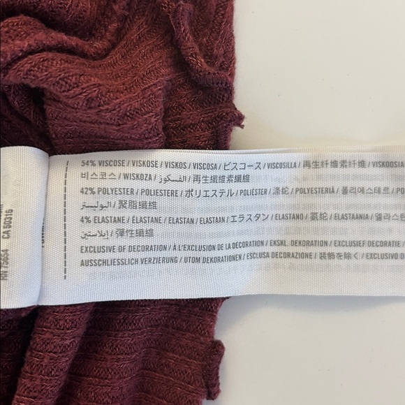 Abercrombie & Fitch Y2K 90's Burgundy Ribbed Lettuce Trim Crop Top Size XS - Picture 7 of 7